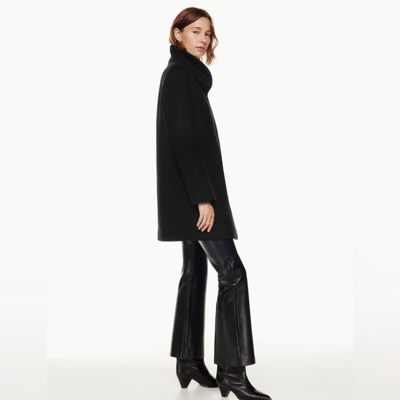 Wilfred The Cocoon Coat (Black - XS) - Picture 3 of 7